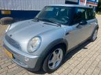 Mini cooper 2006 automaat, Auto's, Mini, Voorwielaandrijving, Zwart, Leder en Stof, Particulier