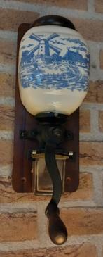 Oude koffiemolen met Delfts blauw motief, Ophalen of Verzenden, Gebruikt