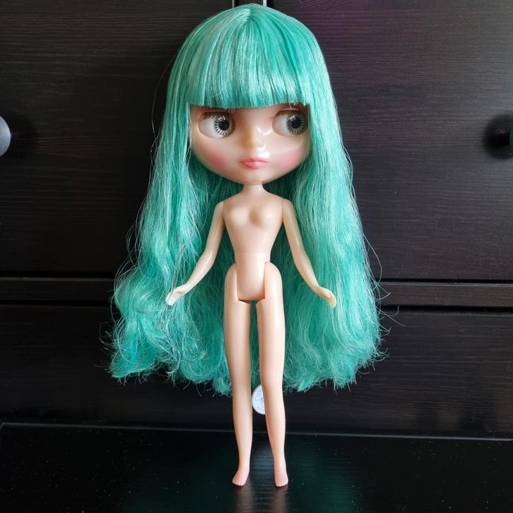 Blythe pop Whishful Blythe & Stardust Cinnamonroll, Verzamelen, Poppen, Zo goed als nieuw, Ophalen of Verzenden