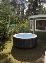 Jacuzzi te Huur – Ook na de vakantie lekker ontspannen!, Tuin en Terras, Bubbelbaden en Hottubs, Ophalen, Zo goed als nieuw, Grondzeil