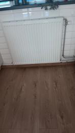 Nette en witte radiator, Ophalen, 30 tot 80 cm, Radiator, Zo goed als nieuw