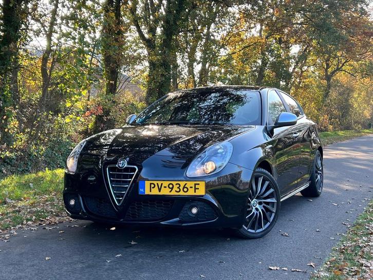 Alfa Romeo Giulietta 1.7 TBi Quadrifoglio Verde | Cruise + C, Auto's, Alfa Romeo, Bedrijf, Te koop, Giulietta, ABS, Achteruitrijcamera