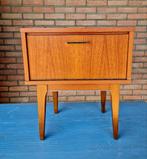 vintage kastje nachtkastje deens kastje, Kolibrivintagehal@gmail.com, Gebruikt, Aaldertgeertsstraat 43 Olst, Kolibri vintage