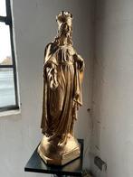 Groot antiek beeld in goud., Ophalen