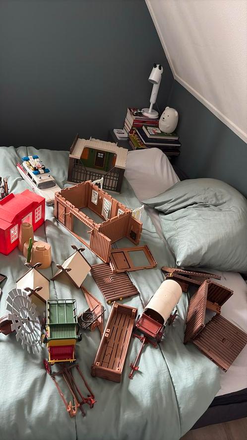 Mega groot pakket playmobil., Verzamelen, Poppenhuizen en Toebehoren, Zo goed als nieuw, Poppenhuis, Ophalen