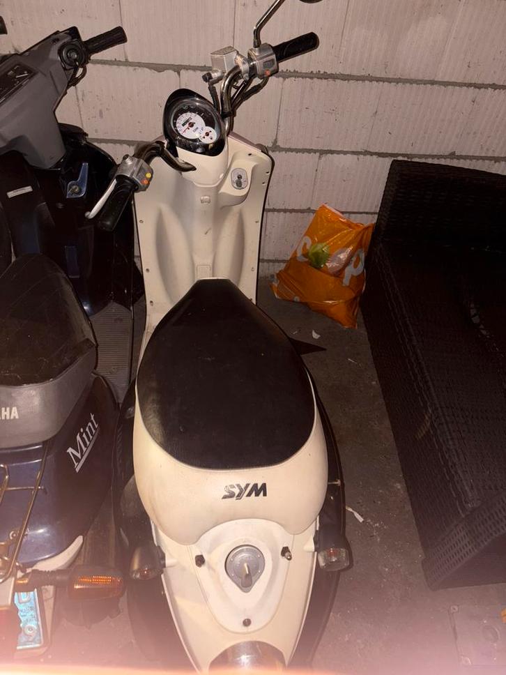 Sym mio ZGAN in onderdelen, Fietsen en Brommers, Scooters | SYM, Zo goed als nieuw, Overige modellen, Benzine, Ophalen of Verzenden