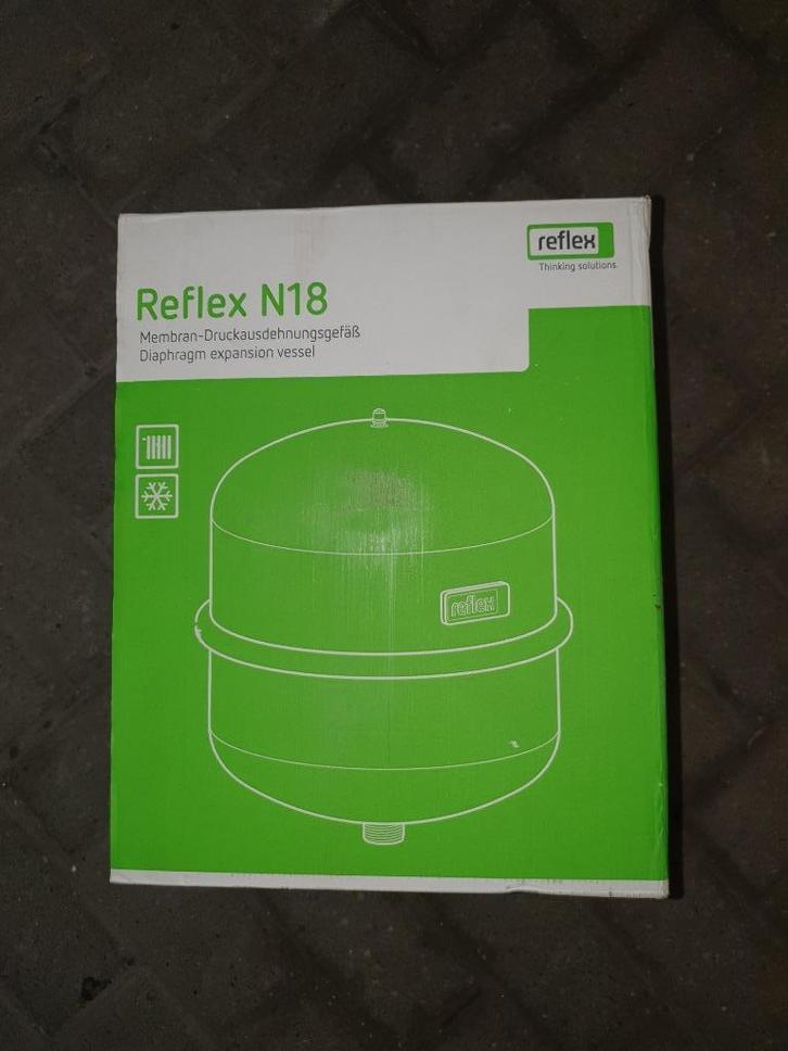 NIEUW in doos reflex expansievat 18/1, Doe-het-zelf en Verbouw, Verwarming en Radiatoren, Nieuw, Overige typen, 30 tot 80 cm, Minder dan 60 cm