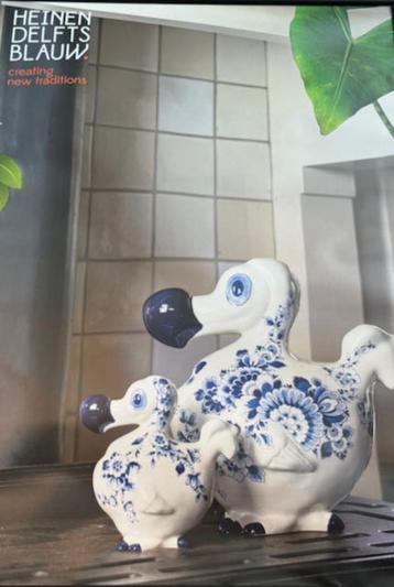 Beeld Dodo in 3 maten, Heinen Delfts Blauw.