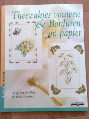 Theezakjes vouwen@borduren op papier-van der plas-E Fortgen beschikbaar voor biedingen