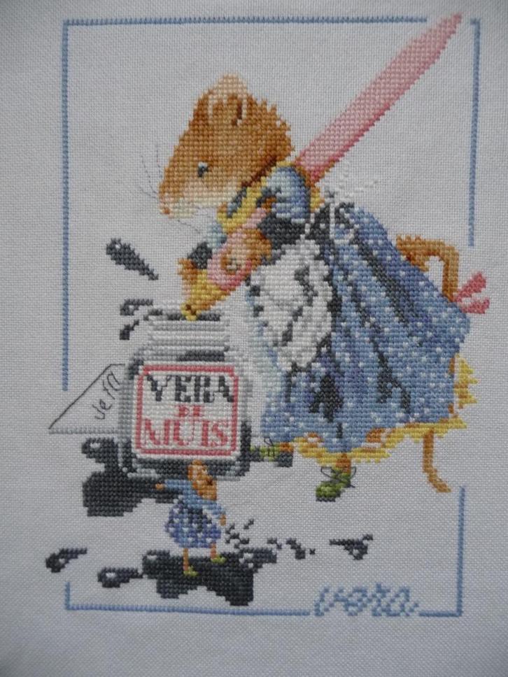 Borduurwerk "3 x Vera de muis", Hobby en Vrije tijd, Borduren en Borduurmachines, Gebruikt, Onderdeel of Toebehoren, Handborduren