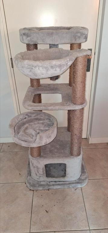 Katten krabpaal krab paal kleur grijs beschikbaar voor biedingen
