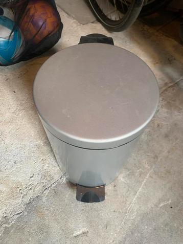 Brabantia Prullenbak 12 Liter beschikbaar voor biedingen