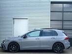 Volkswagen GOLF 1.5 eTSI 3X R-Line|Pano|IQ Light|Sfeer|Camer, 12 maanden, 4 cilinders, Alcantara, Bedrijf