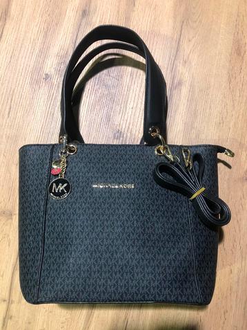 Michael Kors tas beschikbaar voor biedingen