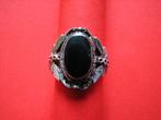 Mooie Zilveren Ring met Zwarte Onix en Vlinders aan weersz, Sieraden, Tassen en Uiterlijk, Antieke sieraden, Met edelsteen, Zilver