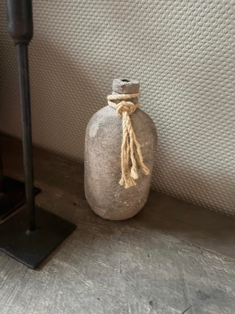 Stenen kruikje met touw, Steen, Gebruikt, Overige kleuren, Ophalen of Verzenden
