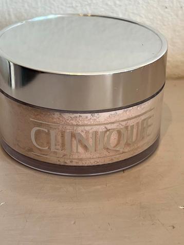 Clinique Blended Face Powder  Kleur: 08 Transparency Neutral beschikbaar voor biedingen
