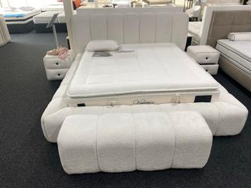 Opbergbox Valeria Showroommodel 180x200cm beschikbaar voor biedingen