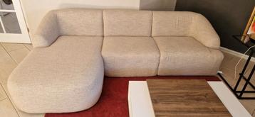 Three-seat sofa, 5 months use beschikbaar voor biedingen