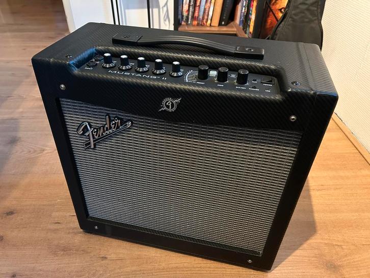 Fender Mustang II gitaarversterker, Muziek en Instrumenten, Versterkers | Bas en Gitaar, Gebruikt, Gitaar, Minder dan 50 watt