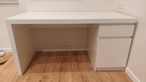 ikea malm bureau wit, Huis en Inrichting, Bureaus, Gebruikt, Ophalen