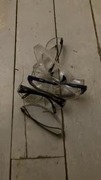 Vuurwerk brillen, Ophalen