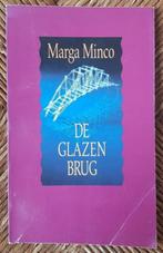 De glazen brug - Marga Minco - boekenweek 1986 - IGST, Boeken, Boekenweekgeschenken, Ophalen of Verzenden, Gelezen, Marga Minco