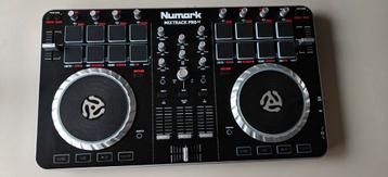 Numark Mixtrack Pro II DJ-controller beschikbaar voor biedingen