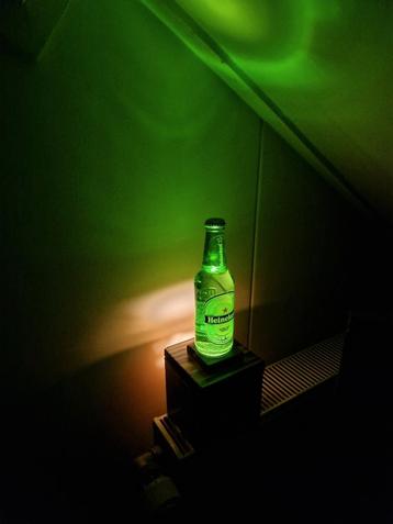 LED Design lamp, heineken , mancave lamp,bar lamp.Cafe lamp beschikbaar voor biedingen