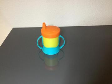 Tupperware Tuitbeker beschikbaar voor biedingen