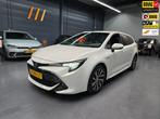 Toyota Corolla Touring Sports 1.8 Hybrid Business Plus CAMER, 1345 kg, 450 kg, Gebruikt, Wit