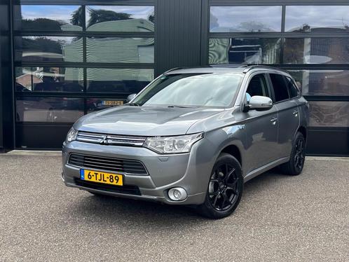 Mitsubishi Outlander 2.0 PHEV Instyle+ Xenon Navi Pano Camer, Auto's, Mitsubishi, Bedrijf, Te koop, Outlander, 4x4, ABS, Achteruitrijcamera