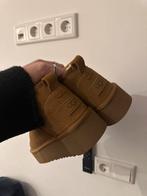 Nieuwe UGG Laarzen - Maat 38, Kleding | Dames, Schoenen, Ophalen of Verzenden, Nieuw, Bruin, Lage of Enkellaarzen