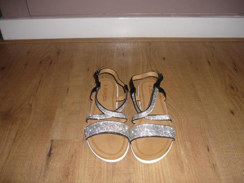 NIEUW: leuke sandalen met steentjes in maat 40, zwart-zilver, Kleding | Dames, Schoenen, Nieuw, Sandalen of Muiltjes, Overige kleuren