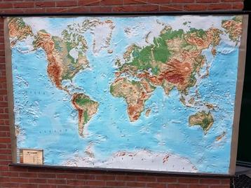 Ik zoek Oude Schoolplaten en Landkaarten beschikbaar voor biedingen