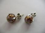 Een paar mooie Zilveren Oorbellen met Bruine Cloisonne, Sieraden, Tassen en Uiterlijk, Antieke sieraden, Verzenden, Zilver, Oorbellen