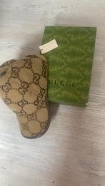 Gucci Pet Beige, Kleding | Dames, Ophalen of Verzenden, Zo goed als nieuw, One size fits all, Pet