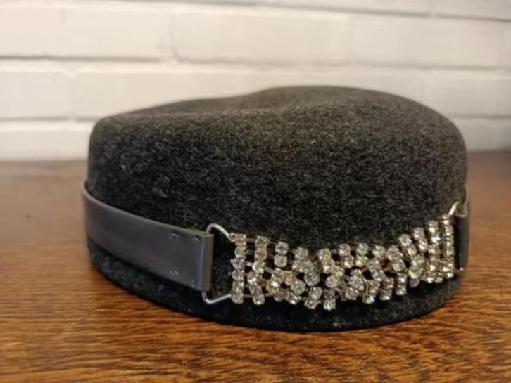 Dameshoedje, damesdopje, Kleding | Dames, Hoeden en Petten, Zo goed als nieuw, Hoed, One size fits all, Ophalen of Verzenden