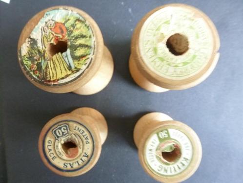 Vintage houten klosjes (4x)., Hobby en Vrije tijd, Naaien en Fournituren, Gebruikt, Verzenden