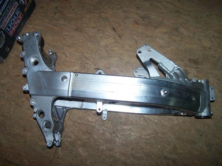 CBR250 frame ,vfr 400 frame, vfr 400 NC30 frame,VFR 400 NC30, Motoren, Onderdelen | Oldtimers, Gebruikt, Ophalen