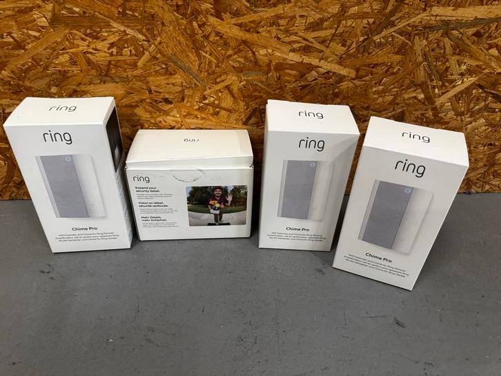 Ring Chime Pro - Wifi Extender & Deurbel, Huis en Inrichting, Deurbellen, Zo goed als nieuw, Ophalen of Verzenden