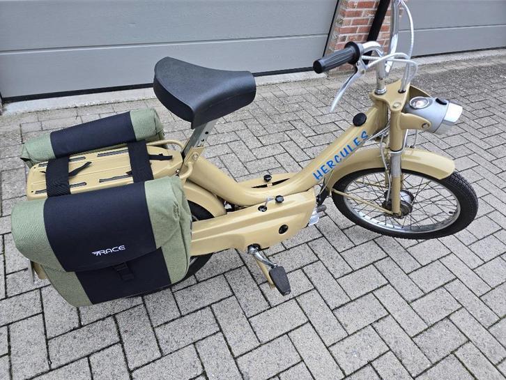 Hercules bromfiets 1969, Fietsen en Brommers, Brommers | Oldtimers, Overige merken, Maximaal 45 km/u, Ophalen