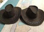 2 Cowboyhoeden, Carnaval, Overige maten, Ophalen of Verzenden, Zo goed als nieuw