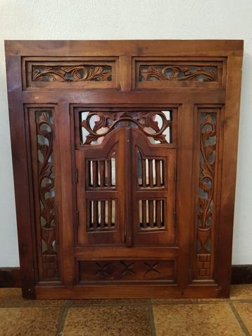 Indonesische teakhouten spiegel met 2 luiken beschikbaar voor biedingen