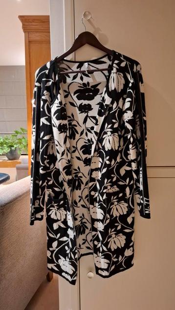 Zwarte/Witte Zoso Cardigan vest  Maat S beschikbaar voor biedingen