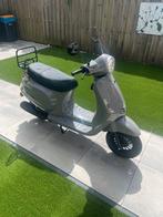 EERSTE EIGENAAR LA SOURIS SOURINI 25 KM/H, Fietsen en Brommers, Snorfietsen en Snorscooters, Zo goed als nieuw, Benzine, Ophalen