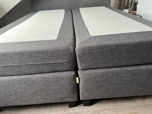 Boxspring 160 x 200 donkergrijs, Huis en Inrichting, Slaapkamer | Boxsprings, Zo goed als nieuw, 160 cm, 200 cm, Tweepersoons