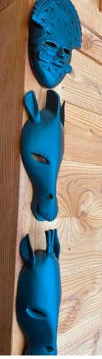 Decoratie maskers, Ophalen, Zo goed als nieuw