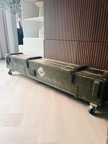 Complete leger jongens kamer camouflage tafel + kasten beschikbaar voor biedingen