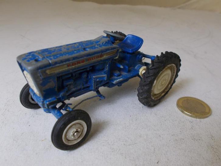 1965 Britains Ltd. FORD 5000 TRACTOR +STUURINRICHTING Werkt!, Hobby en Vrije tijd, Modelauto's | 1:32, Gebruikt, Tractor of Landbouw